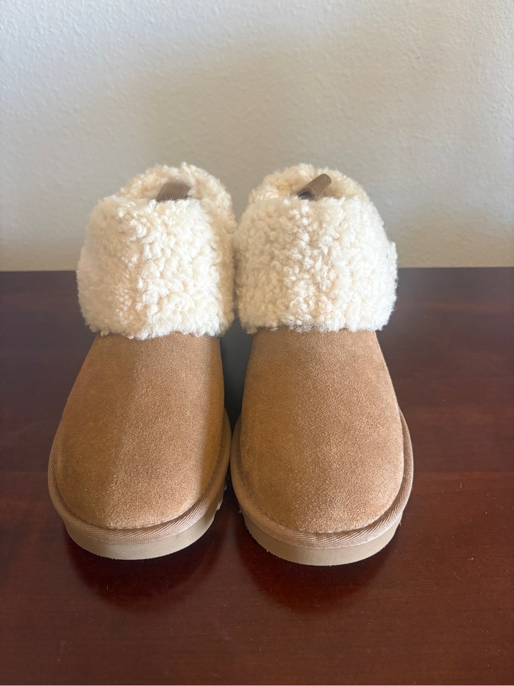 UGG Women's Classic Ultra Mini Braid